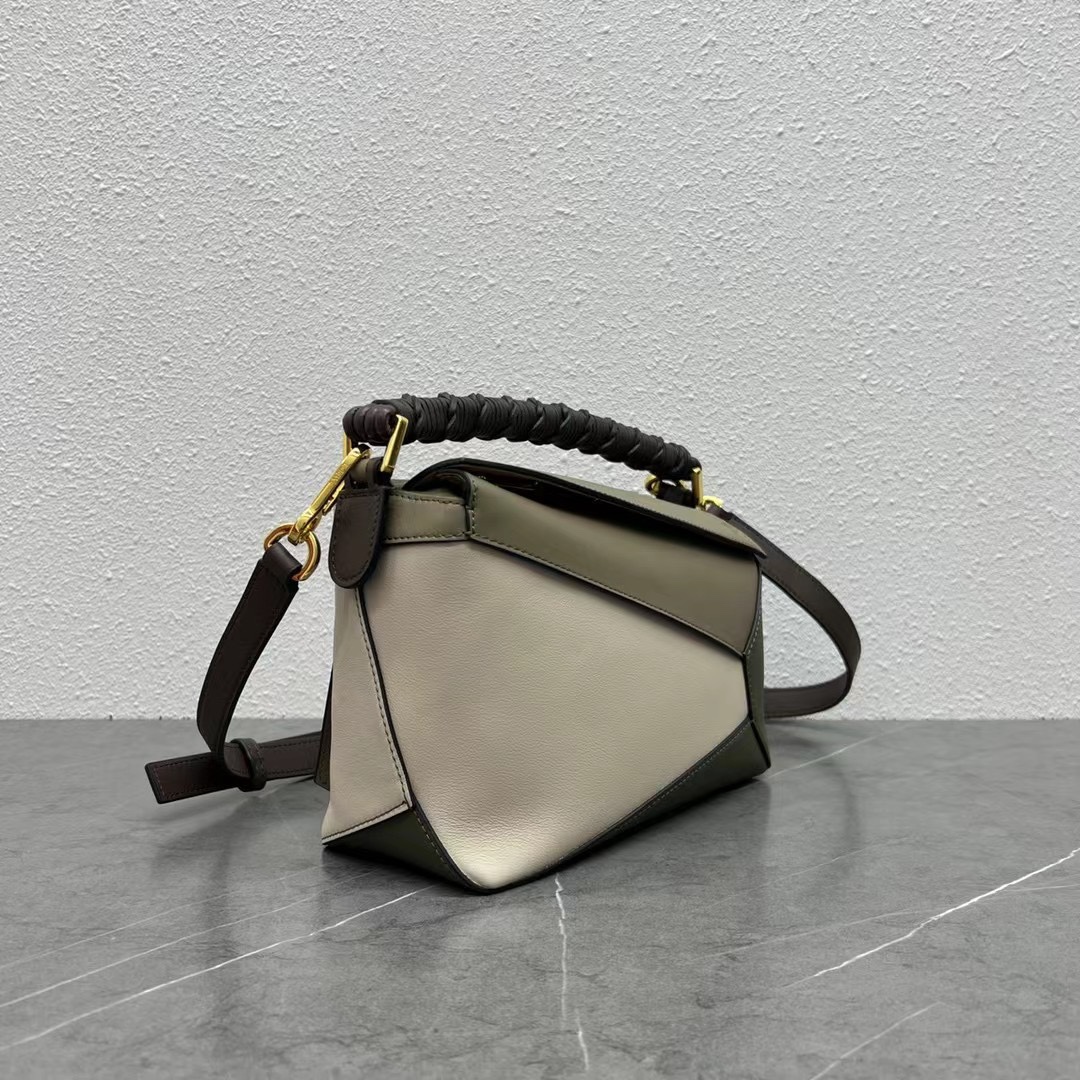 Loewe Small Puzzle Bag in Classic Calfskin Multicolour